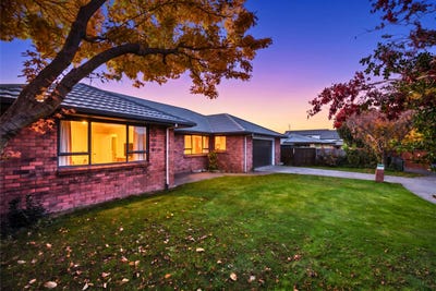 /international/nz/19-page-street-redwoodtown-marlborough-380066095975/