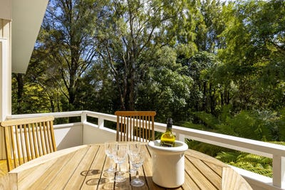 /international/nz/45-ingle-avenue-waipahihi-taupo-380066093804/