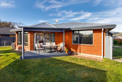 /international/nz/3-robalan-place-redwoodtown-marlborough-380066174338/