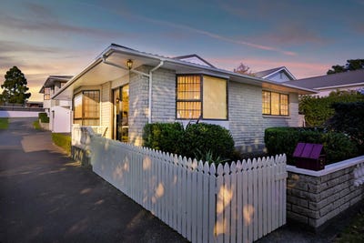 /international/nz/1-5-selwyn-street-lower-vogeltown-new-plymouth-380066098052/