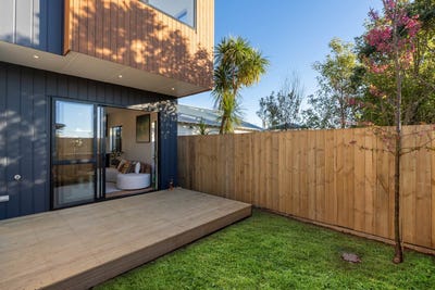 /international/nz/163-lake-road-belmont-north-shore-city-380066091673/
