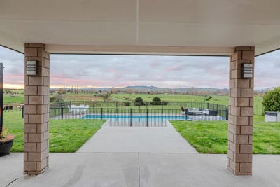 /international/nz/redoubt-road-cambridge-waipa-380066101277/