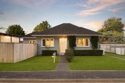 /international/nz/12-tui-avenue-forest-lake-hamilton-city-380066168426/
