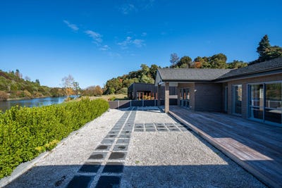 /international/nz/27-stevenson-way-rangatira-park-taupo-380066103274/