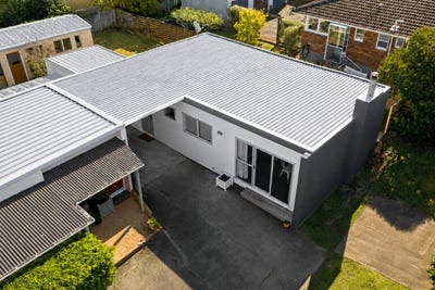 /international/nz/milford-north-shore-city-380066179349/