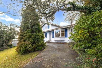 /international/nz/36-commodore-drive-lynfield-auckland-city-380066177727/