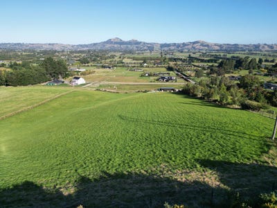 /international/nz/250b-tirohanga-road-north-taieri-mosgiel-dunedin-city-380066121144/