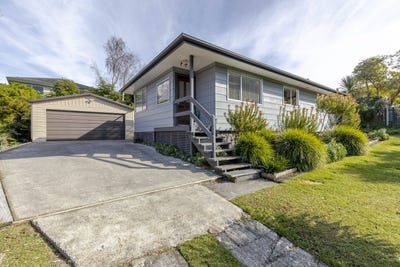 /international/nz/29-kenmore-street-westown-new-plymouth-380066177143/