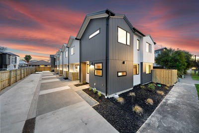 /international/nz/burke-street-addington-canterbury-380066106950/
