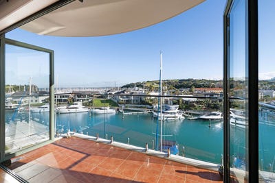 /international/nz/56-harbour-village-drive-gulf-harbour-rodney-380066168147/