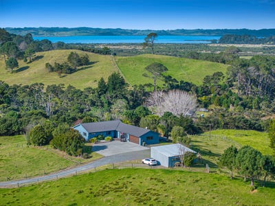 /international/nz/499-shelly-beach-road-helensville-rodney-380066107280/