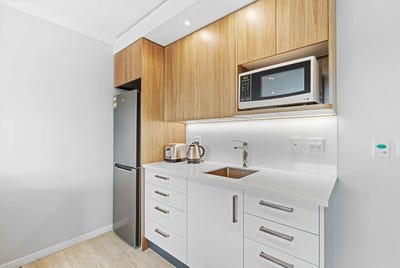 /international/nz/30-ambassador-glade-orewa-rodney-380066179077/