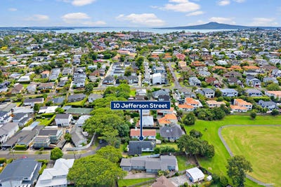 /international/nz/10-jefferson-street-glendowie-auckland-city-380066086040/