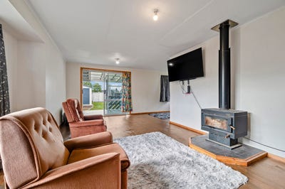 /international/nz/6-paehoro-grove-turangi-taupo-380066113574/