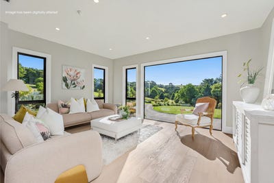 /international/nz/9-halcyon-bay-lane-orewa-rodney-380066114747/