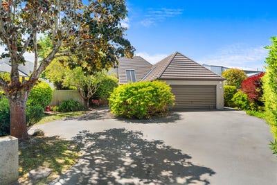 /international/nz/11-brockhall-lane-avonhead-christchurch-city-380066117069/