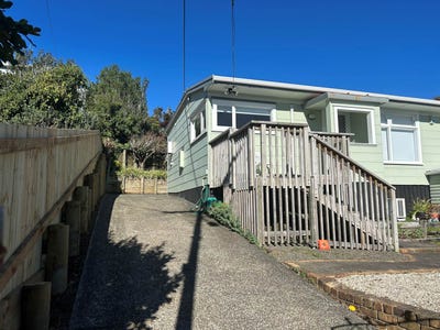 /international/nz/13-awaroa-road-helensville-rodney-380066081171/