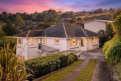 /international/nz/429-pine-hill-road-pine-hill-dunedin-city-380066090986/