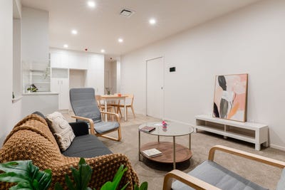 /international/nz/hamilton-central-hamilton-city-380066092447/