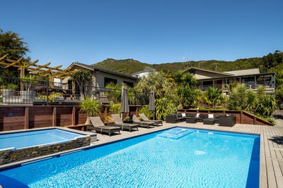 /international/nz/50-main-road-havelock-marlborough-380066154417/