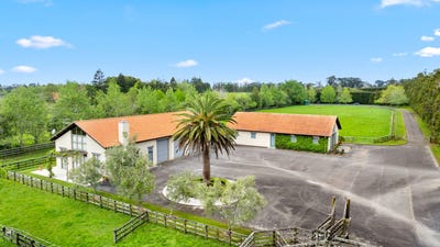 /international/nz/744-waitakere-road-kumeu-rodney-380066081819/