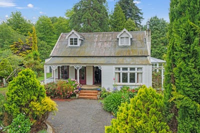 /international/nz/2-rose-street-waipawa-central-hawkes-bay-380066102089/