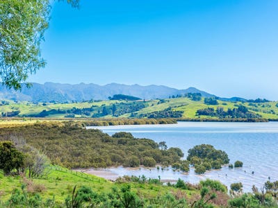 /international/nz/13-cochrane-street-rawene-far-north-380066085950/