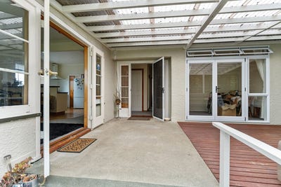 /international/nz/kent-street-carterton-carterton-380066117962/
