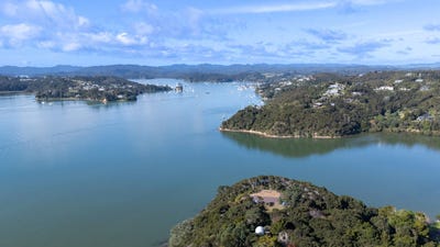 /international/nz/paihia-far-north-380066106421/