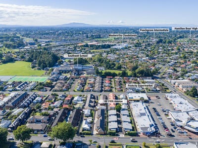 /international/nz/enderley-hamilton-city-380066103000/