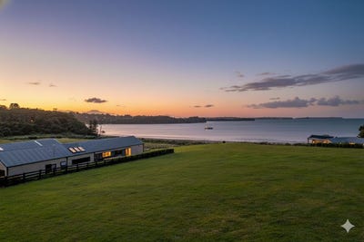 /international/nz/1-takahuri-place-hibiscus-coast-surrounds-rodney-380066109343/