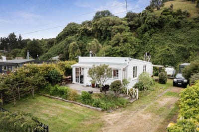 /international/nz/648-harington-point-road-harington-point-dunedin-city-380066096636/