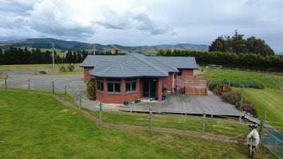 /international/nz/290-old-port-road-balclutha-clutha-380066114080/