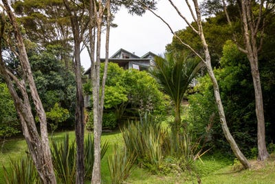 /international/nz/5-yarborough-street-kohukohu-far-north-380066080185/