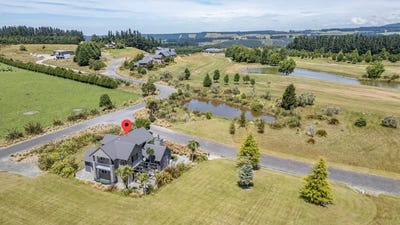 /international/nz/tussock-lane-windwhistle-canterbury-380066106299/
