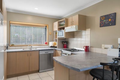 /international/nz/nukuhau-taupo-380066119110/
