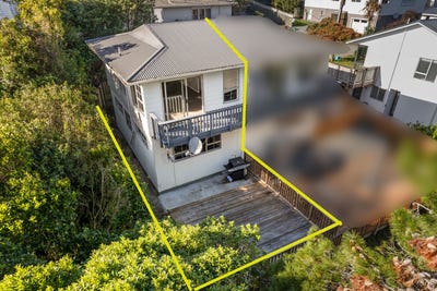/international/nz/6-cyril-way-paparangi-wellington-city-380066103541/
