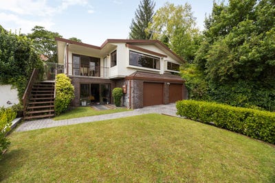 /international/nz/1034b-river-road-queenwood-hamilton-city-380066183508/