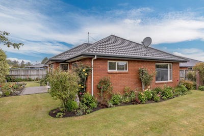 /international/nz/oldham-place-darfield-selwyn-380066091265/