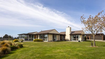 /international/nz/oamaru-waitaki-380066114208/