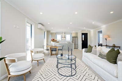 /international/nz/62-read-crescent-oak-willowbrook-community-clive-hastings-380066121571/