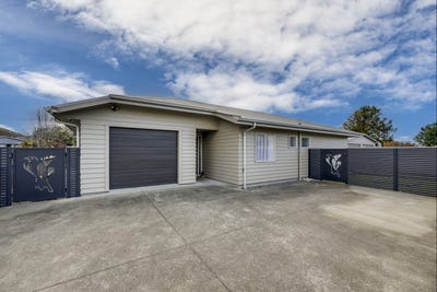 /international/nz/marewa-napier-city-380066098144/