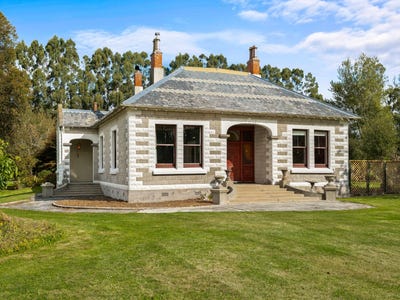 /international/nz/66-riverbank-road-balclutha-clutha-380066115580/
