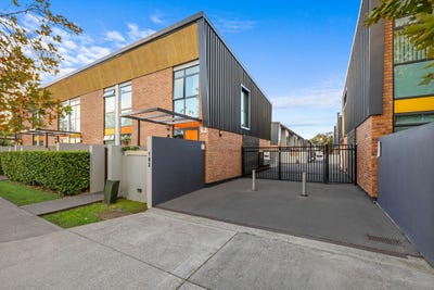 /international/nz/182-flat-bush-school-road-flat-bush-manukau-city-380066179576/