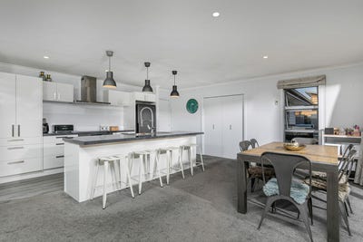 /international/nz/9-eldorado-place-cromwell-central-otago-lakes-district-380066184013/