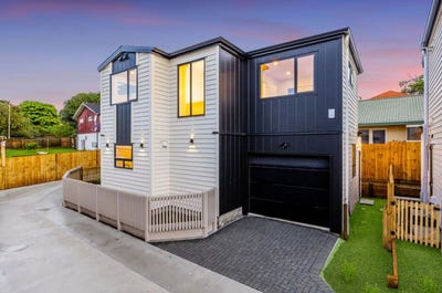 /international/nz/hillpark-manukau-city-380066121305/