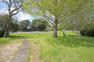 /international/nz/waiuku-franklin-380066093659/