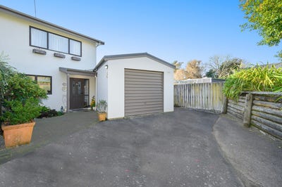 /international/nz/139d-welcome-bay-road-welcome-bay-tauranga-380066178034/