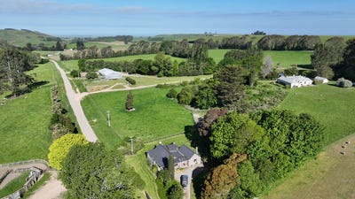 /international/nz/463-dog-kennel-road-ikawai-waimate-380066081245/