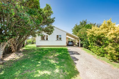 /international/nz/paraparaumu-kapiti-coast-380066107497/